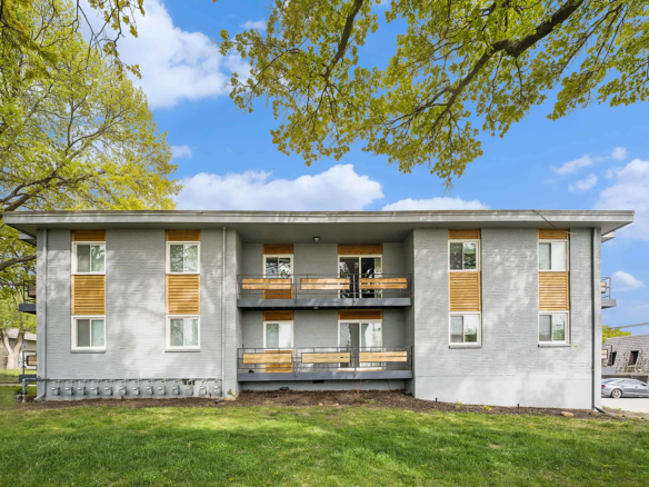 Flats at Metcalf