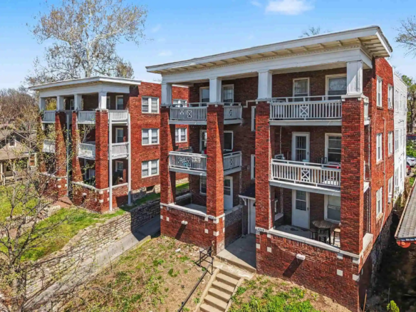 Charlotte Apartments