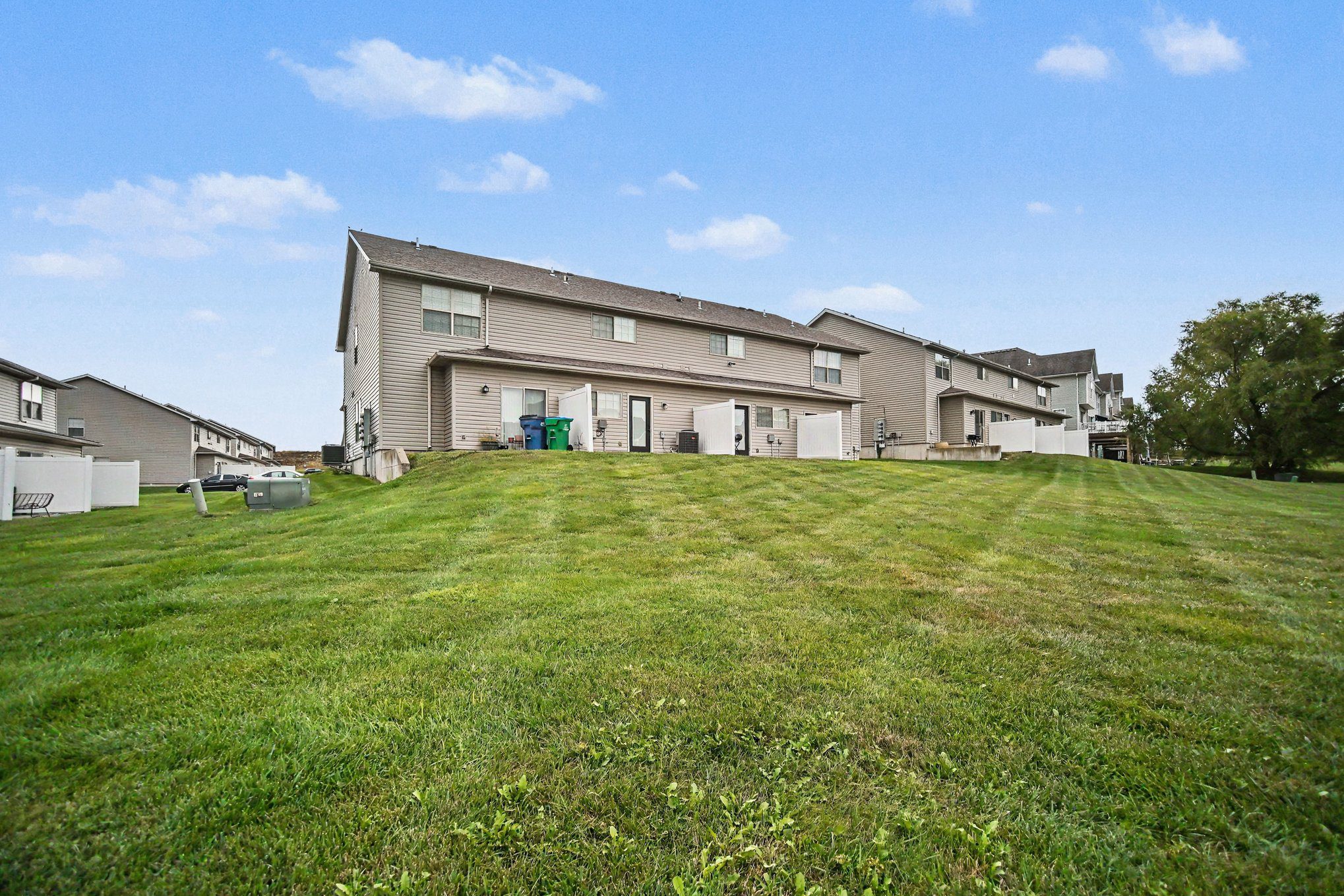 Suncatcher Quad – Lee Summit